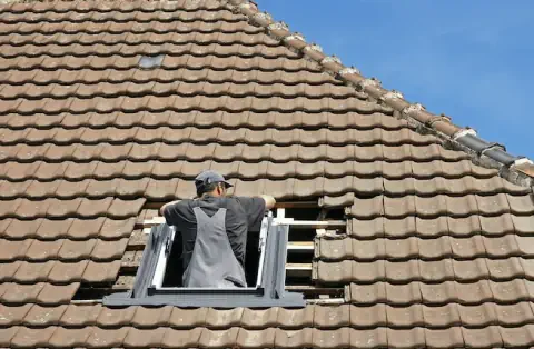 Pose de velux - Saint-Fraimbault-de-Prières